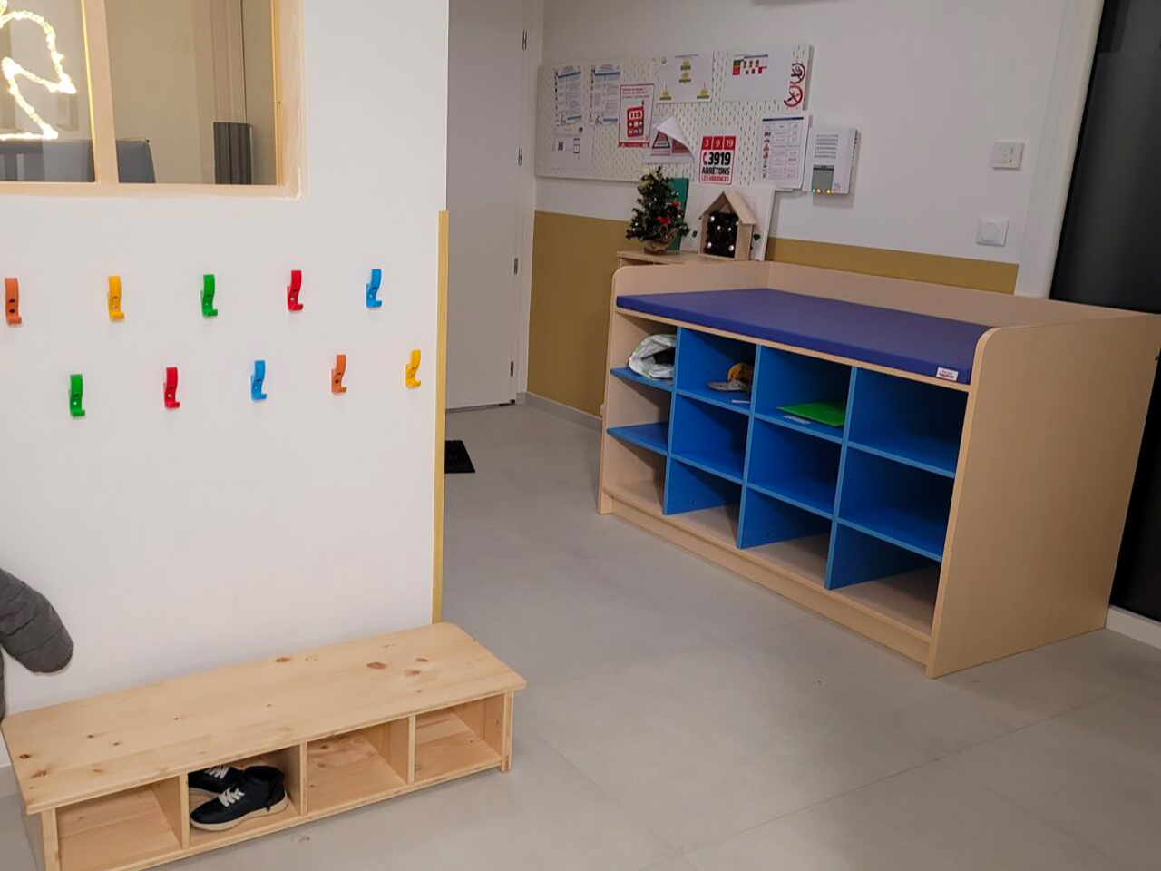 Espace d'accueil - micro-crèche Santes